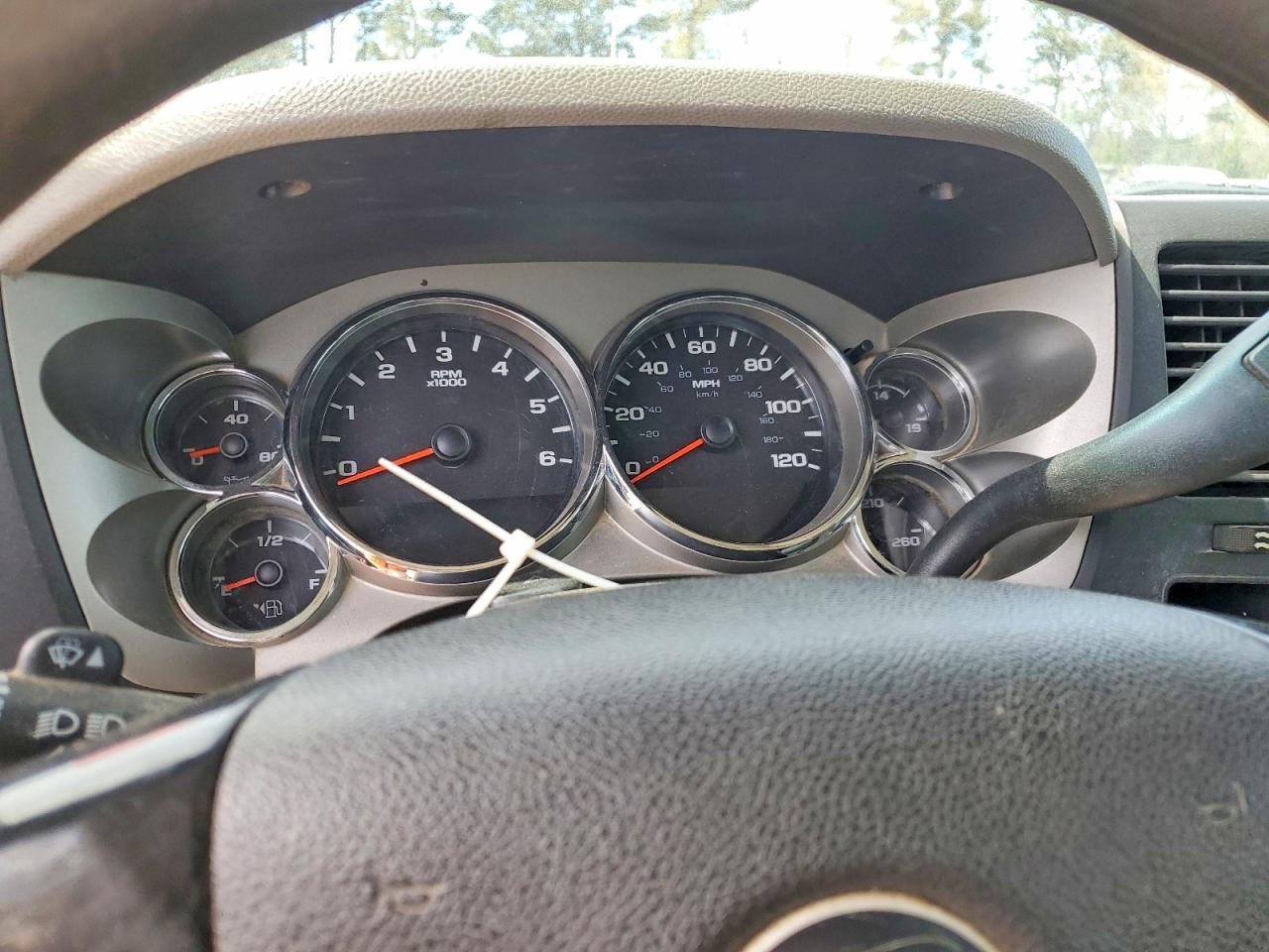 2013 Chevrolet Silverado Flatbed Truck