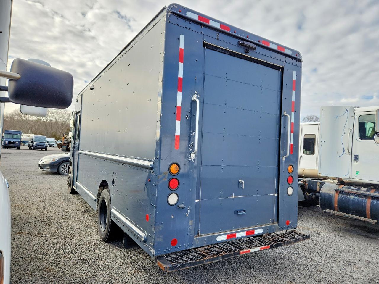 2021 Freightliner MT45 Chassis Delivery Van