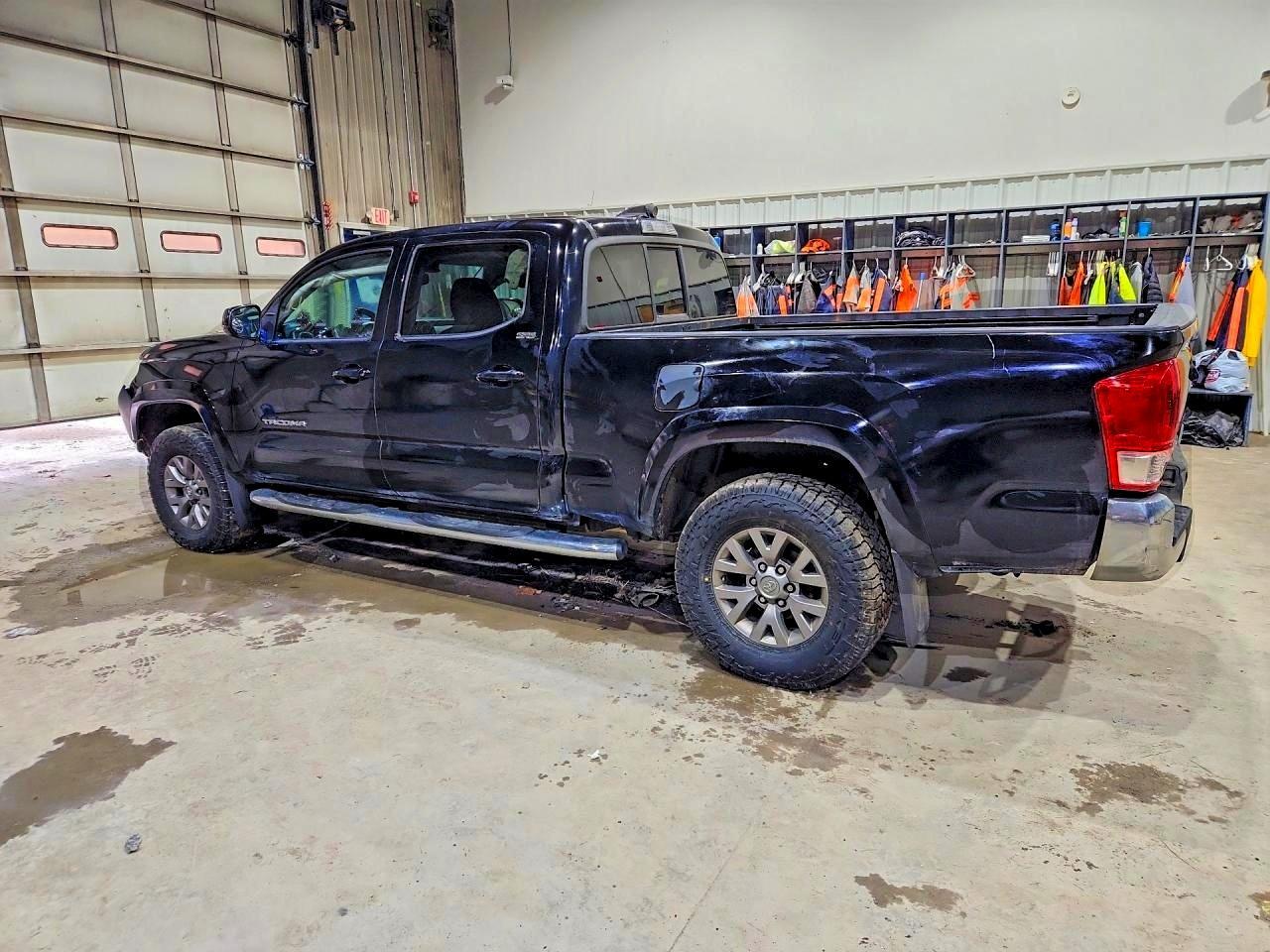 2017 Toyota Tacoma SR5 V6