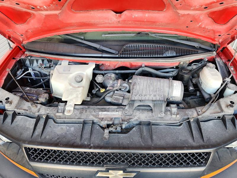 2004 Chev Express G3500