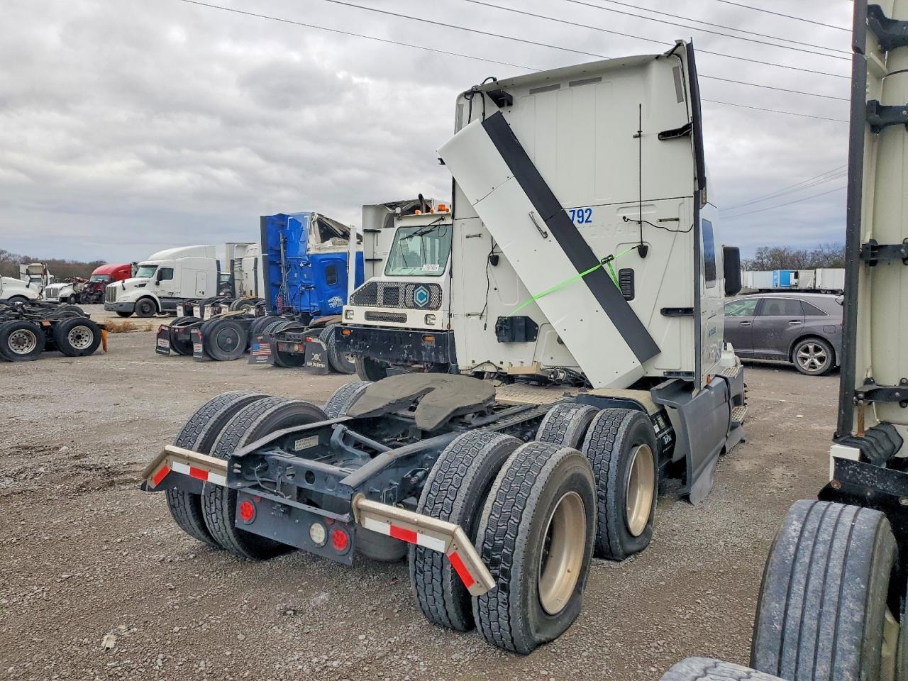 2023 International LT62F Semi Truck