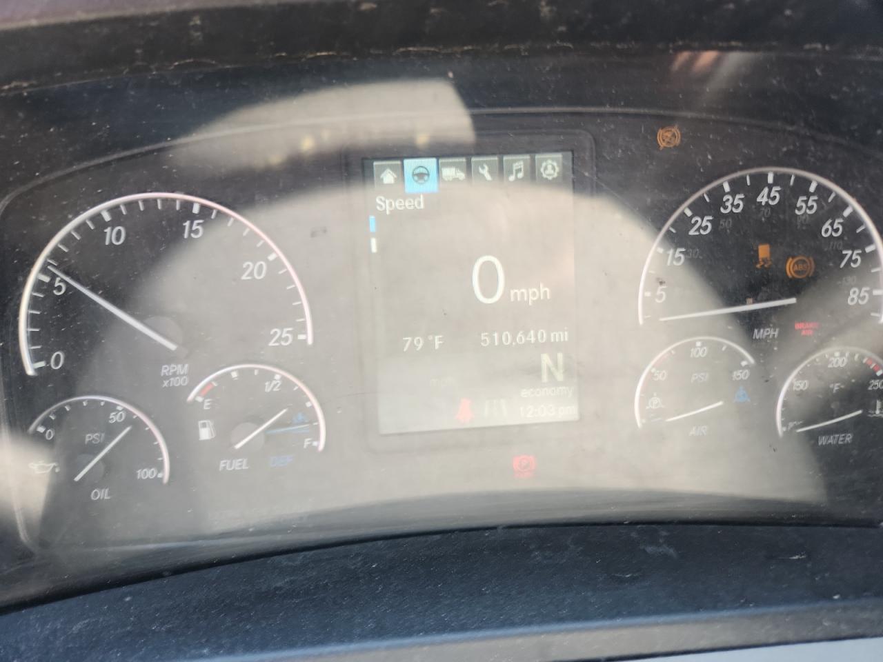 2020 Freightliner Cascadia 126