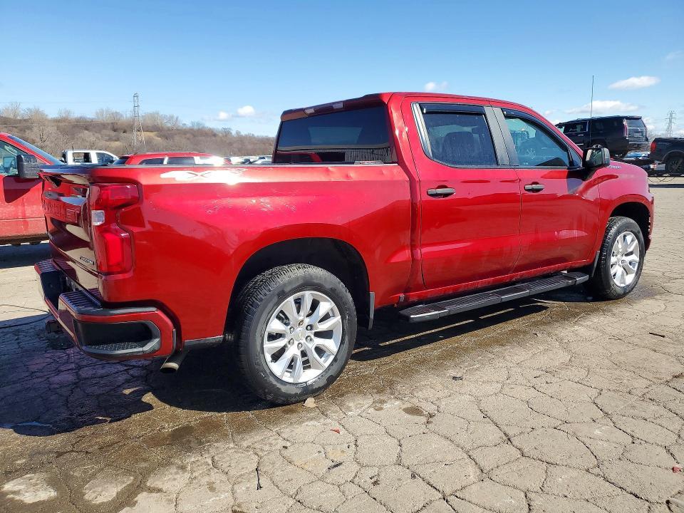 2021 Chevrolet Silverado K1500 Custom