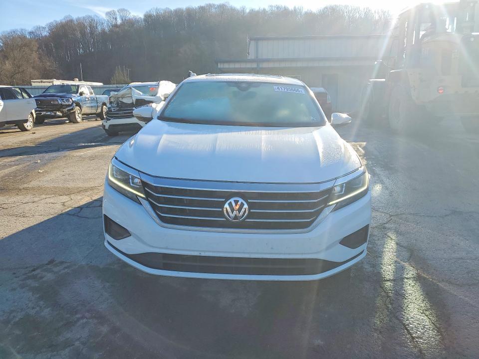 2021 Volkswagen Passat se