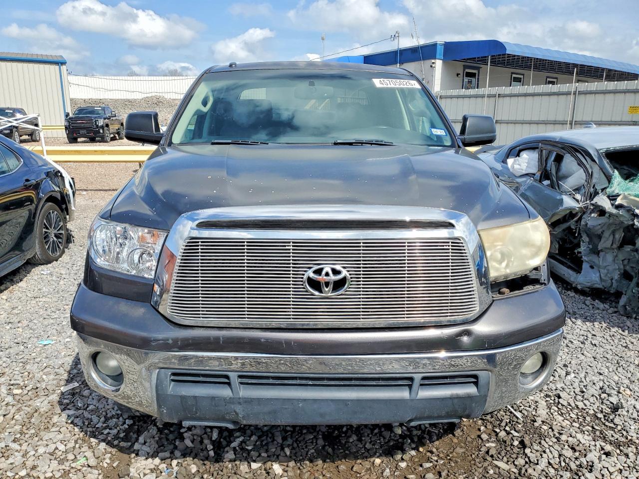 2011 Toyota Tundra Grade