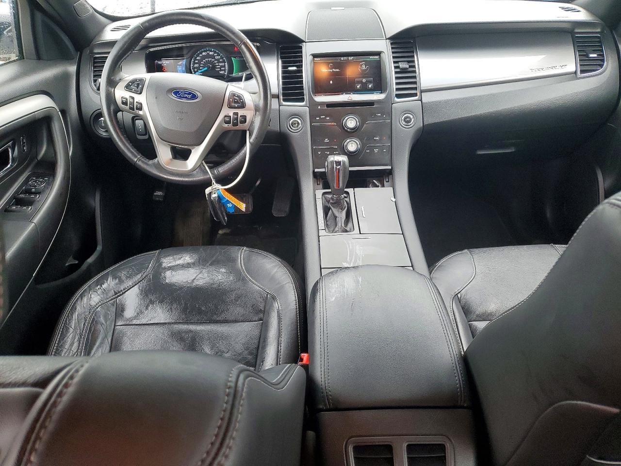 2015 Ford Taurus sel