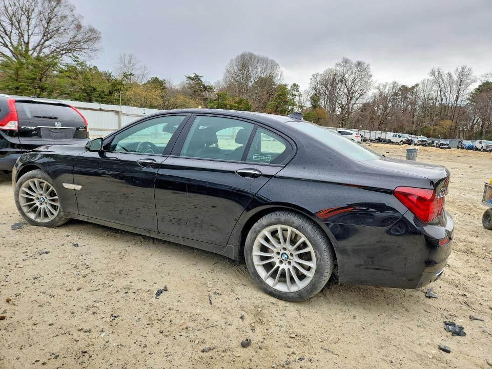2014 BMW 750 xi