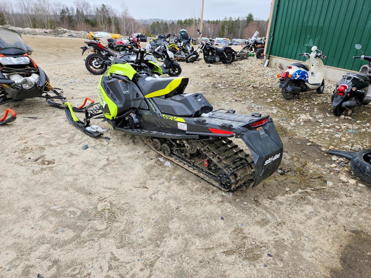 2020 Skidoo Snowmobile