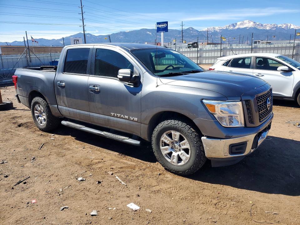 2019 Nissan Titan SV