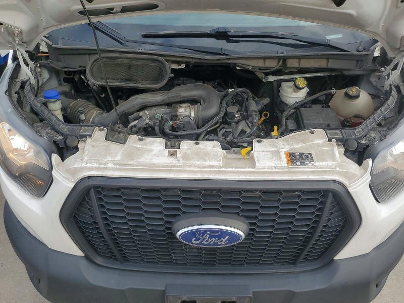 2022 Ford Transit Delivery Truck