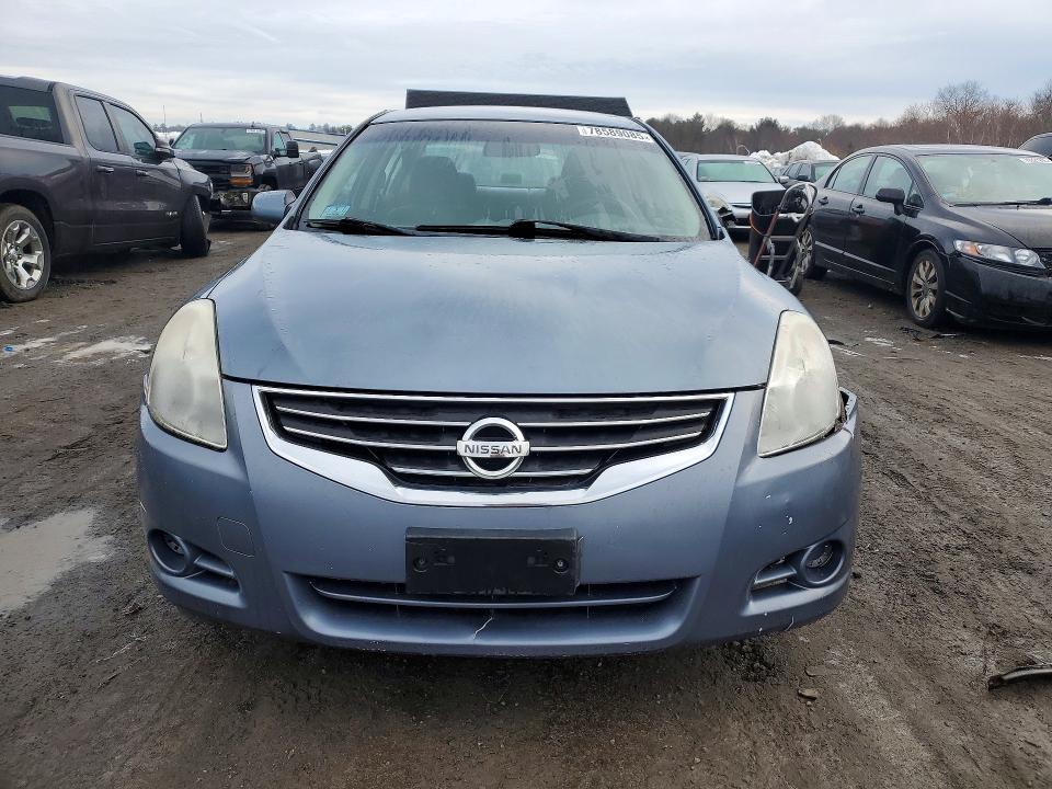 2010 Niss Altima 2.5