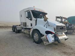 Salvage trucks for sale at Clewiston, FL auction: 2005 Freigliner 2005 Freightliner Columbia 120 Semi Truck