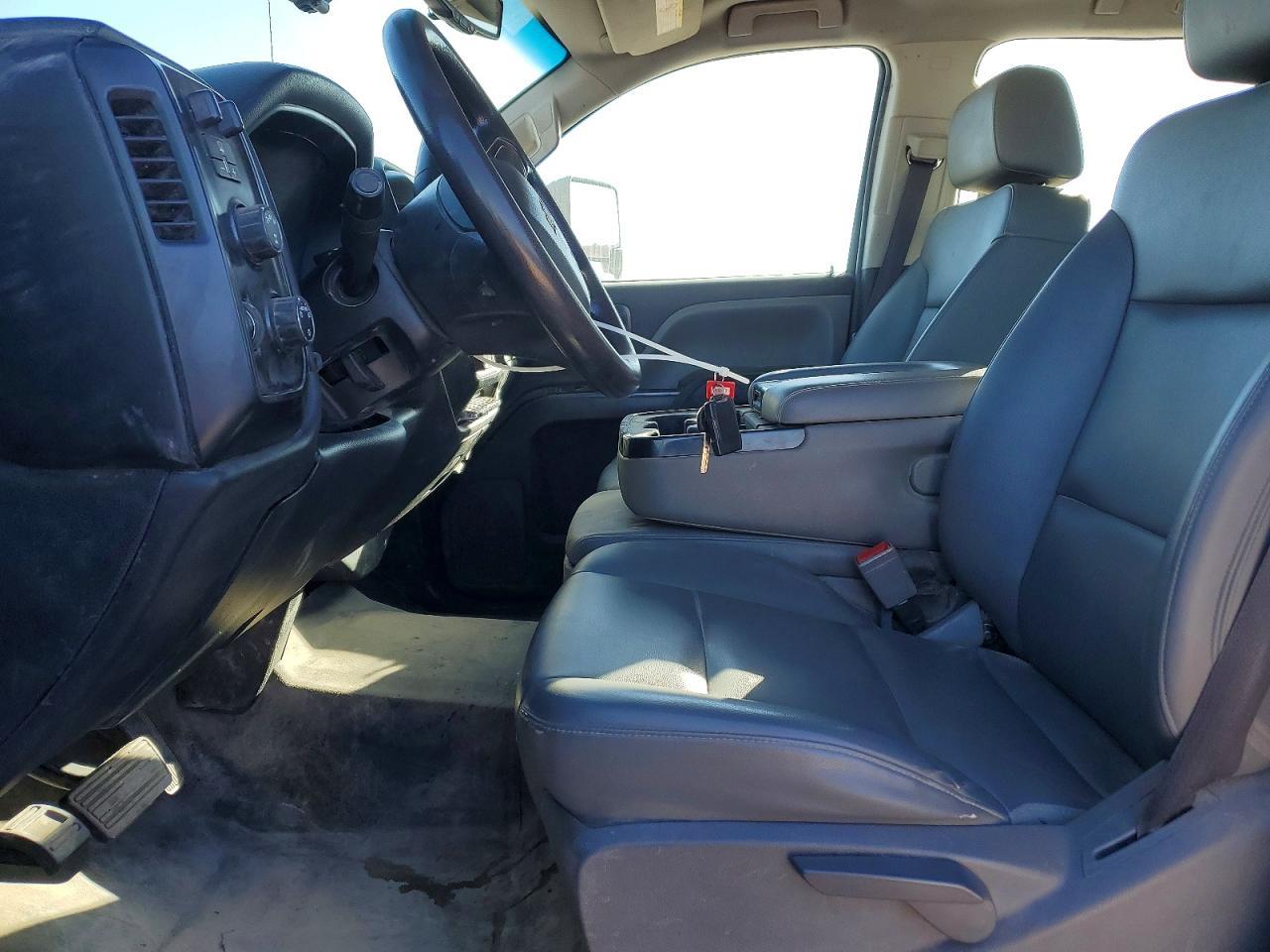 2022 Chevrolet 2022 GM GM515 Flatbed Truck