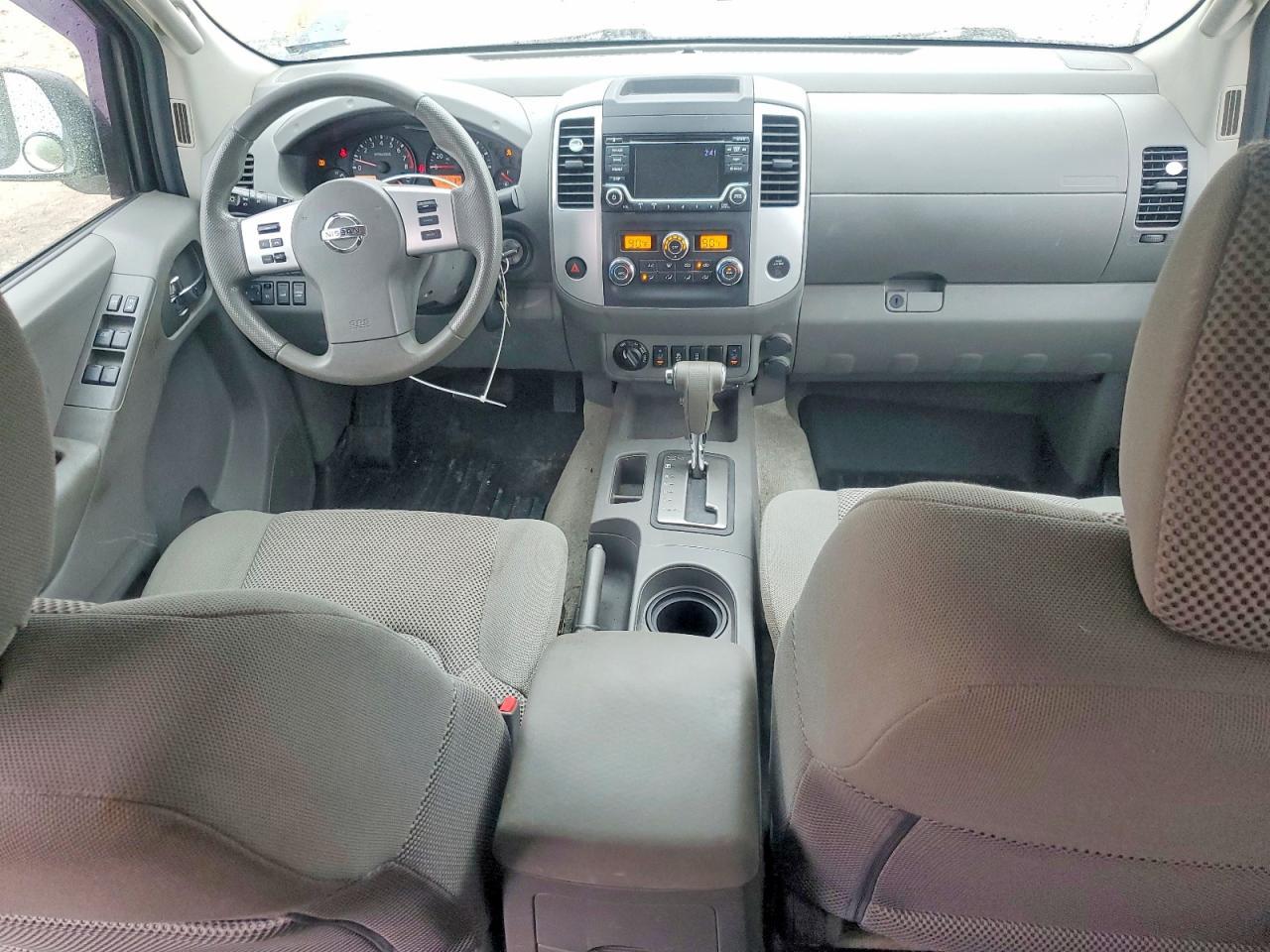 2016 Nissan Frontier S