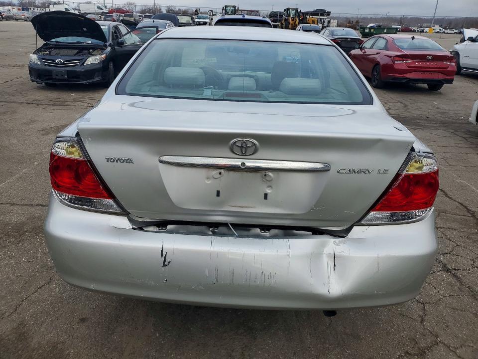 2006 Toyota Camry le