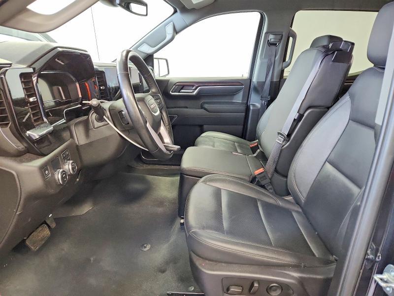 2025 GMC Sierra C1500 slt
