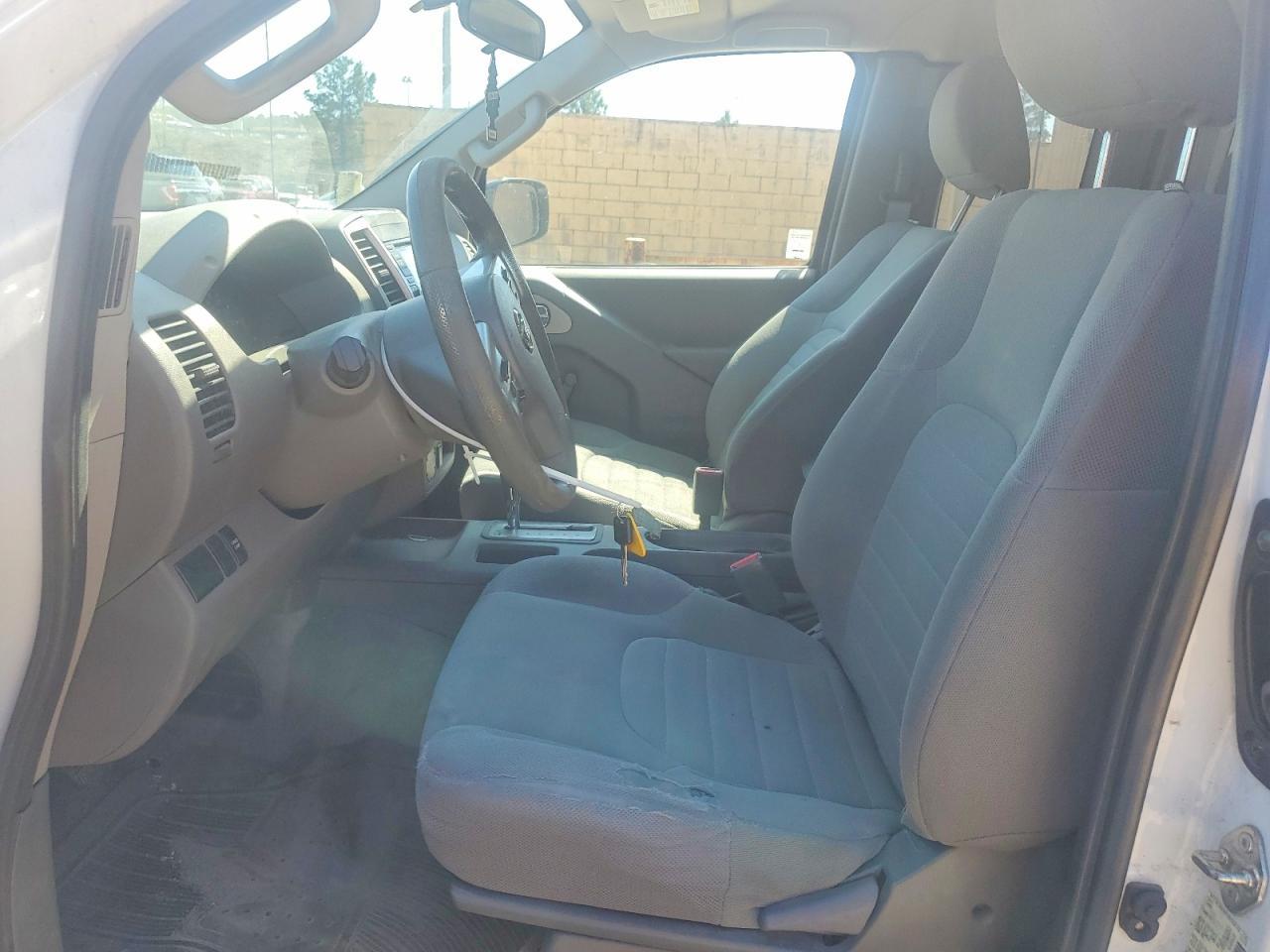 2017 Nissan Frontier S