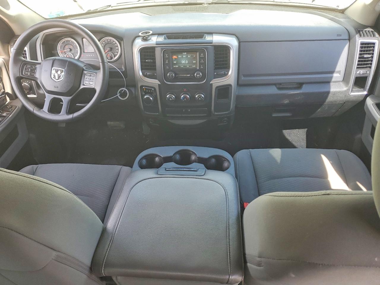 2019 Dodge RAM 1500 Classic SLT