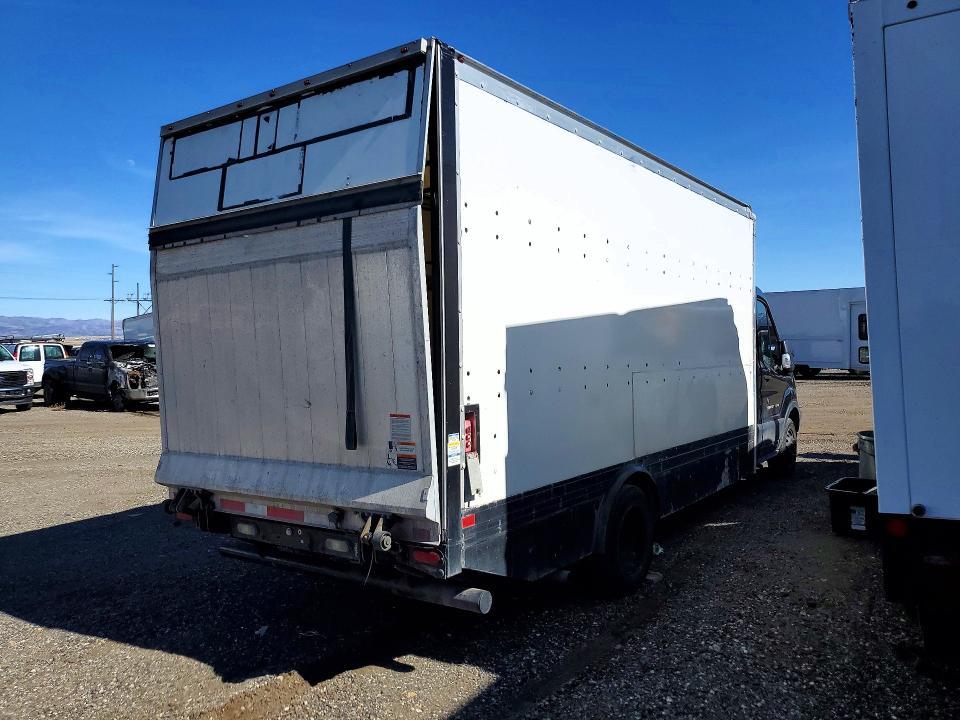 2017 Ford Transit BOX Truck