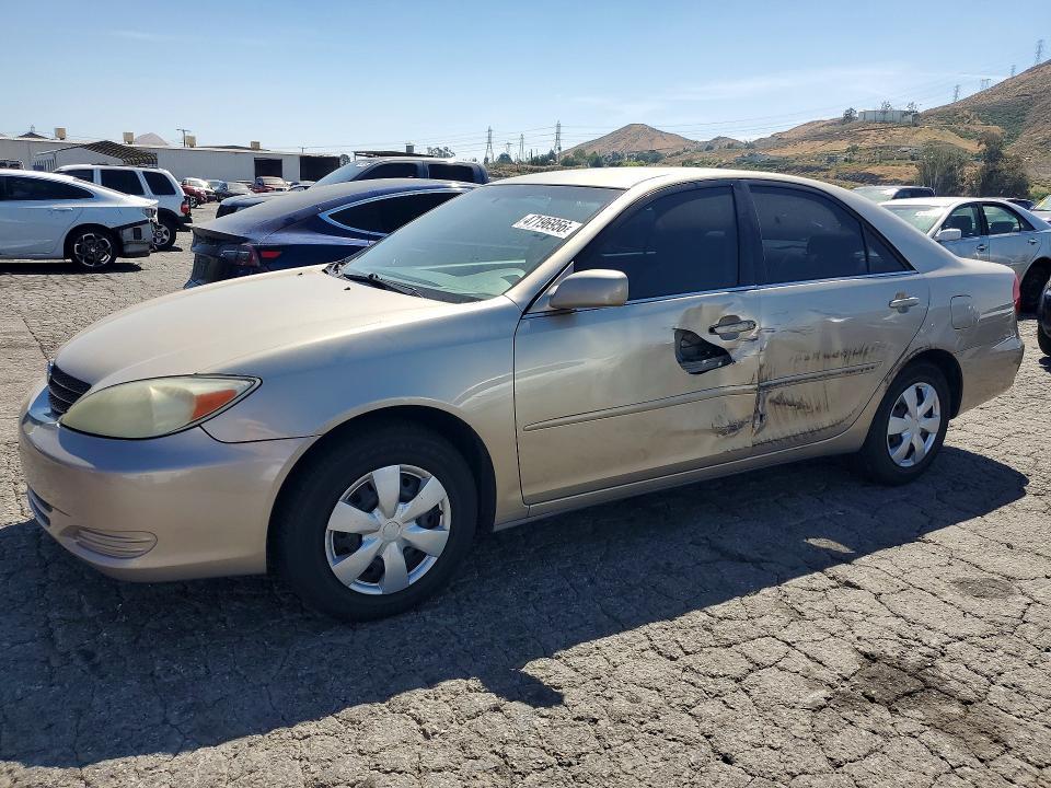 2002 Toyota Camry le
