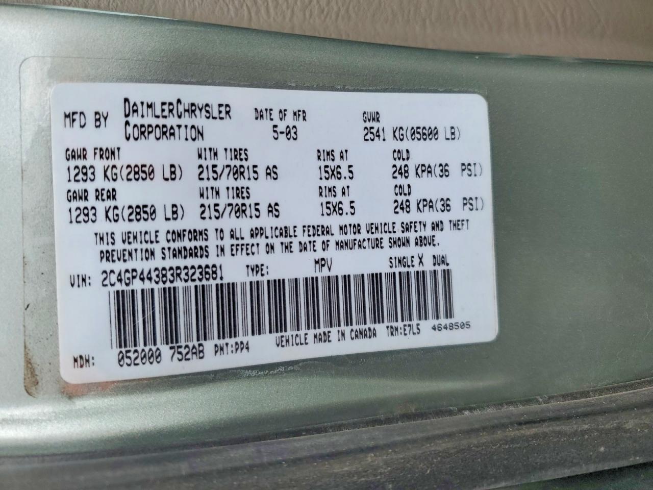 2003 Chrysler Town and Country