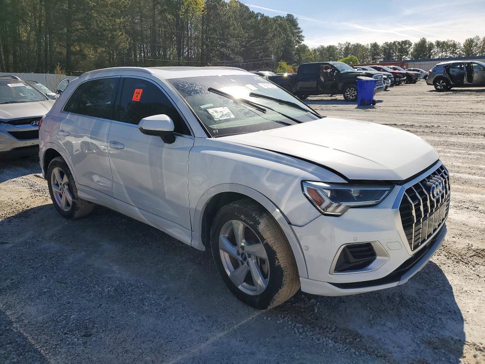 2021 Audi Q3 Premium Plus 40