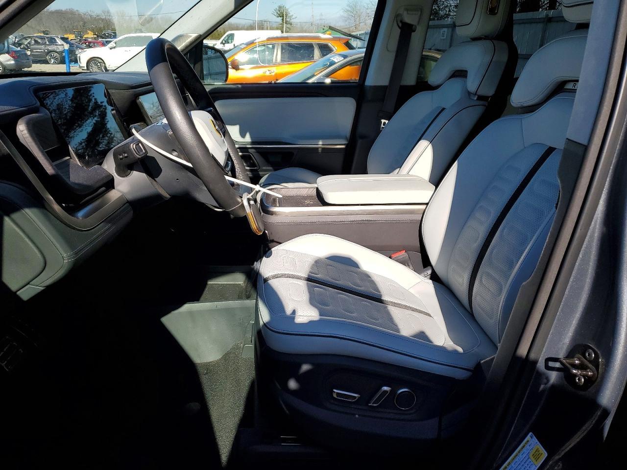 2023 Rivian R1T Adventure