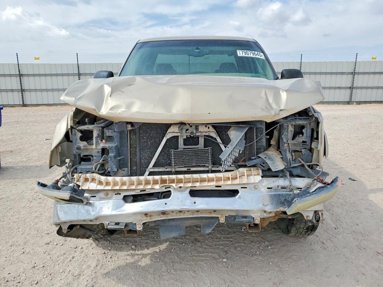 2004 Chevrolet Silverado C2500 Heavy Duty