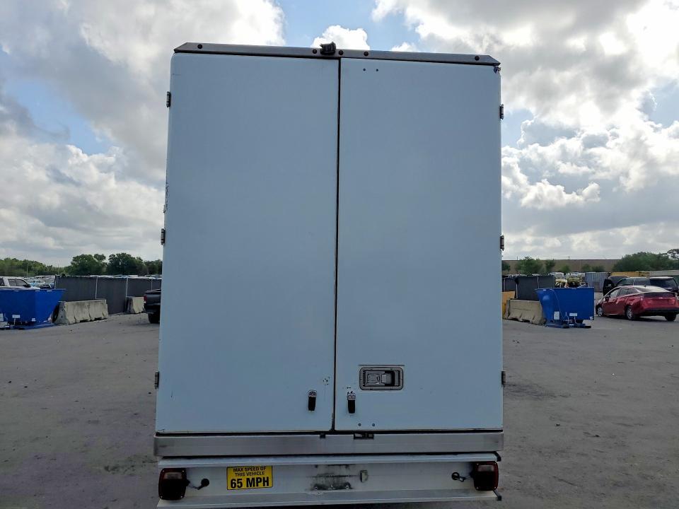 2020 Ford Transit Delivery Truck