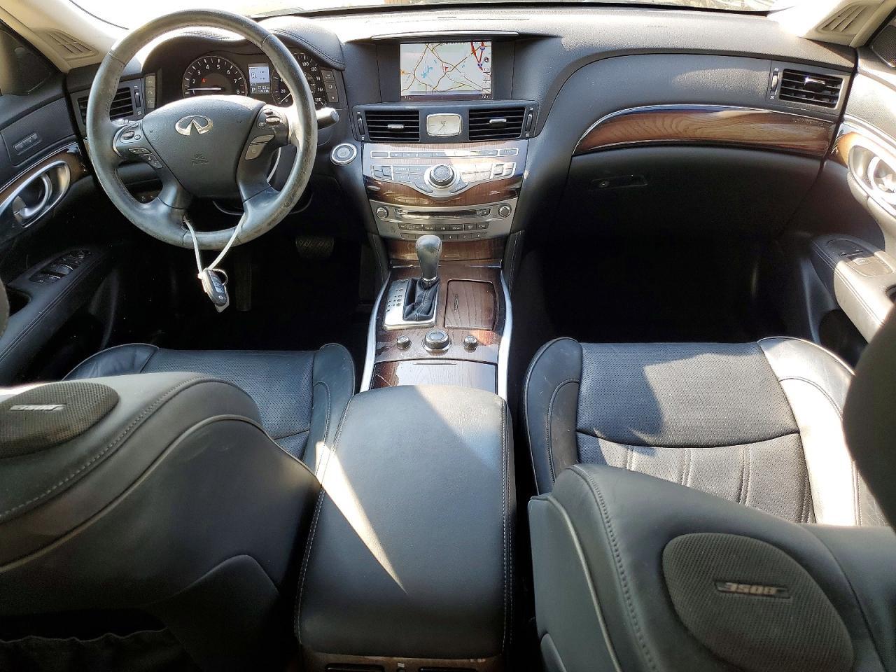 2015 Infiniti Q70 3.7