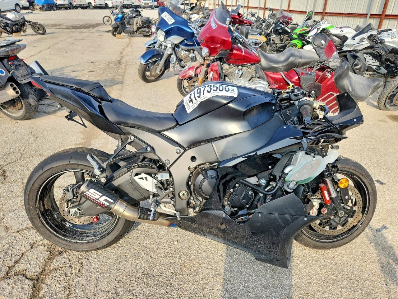 2025 Kawasaki ZX1002 L