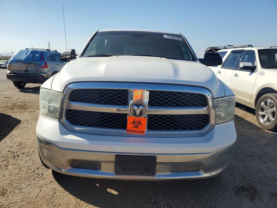 2015 Dodge RAM 1500 SLT