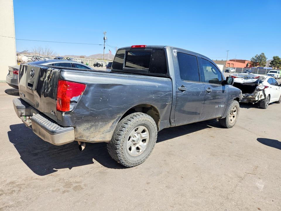 2005 Nissan Titan XE