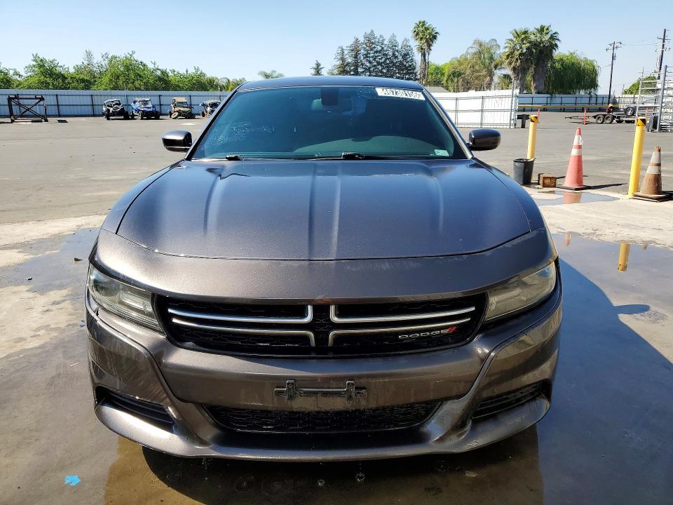 2015 Dodge Charger se