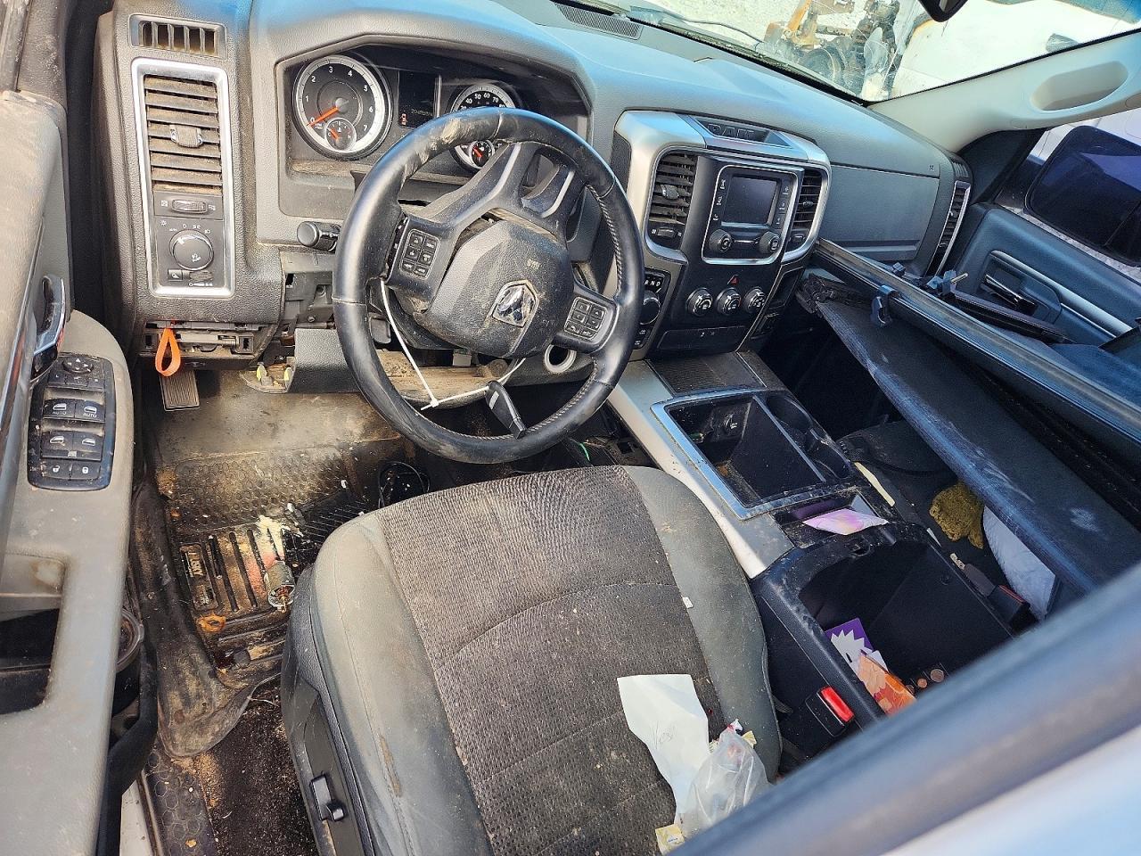 2015 Dodge RAM 1500 SLT