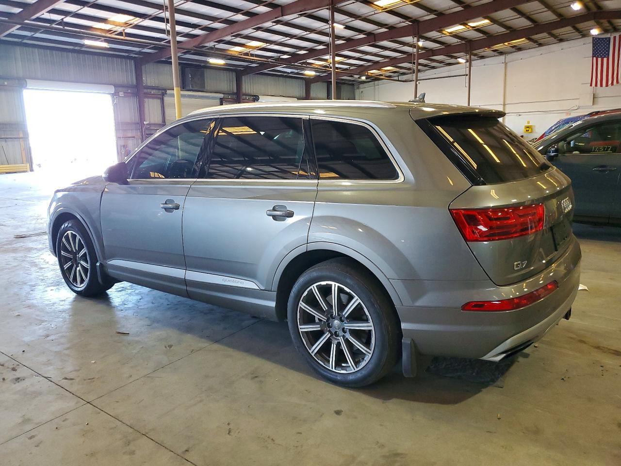 2017 Audi Q7 Premium Plus