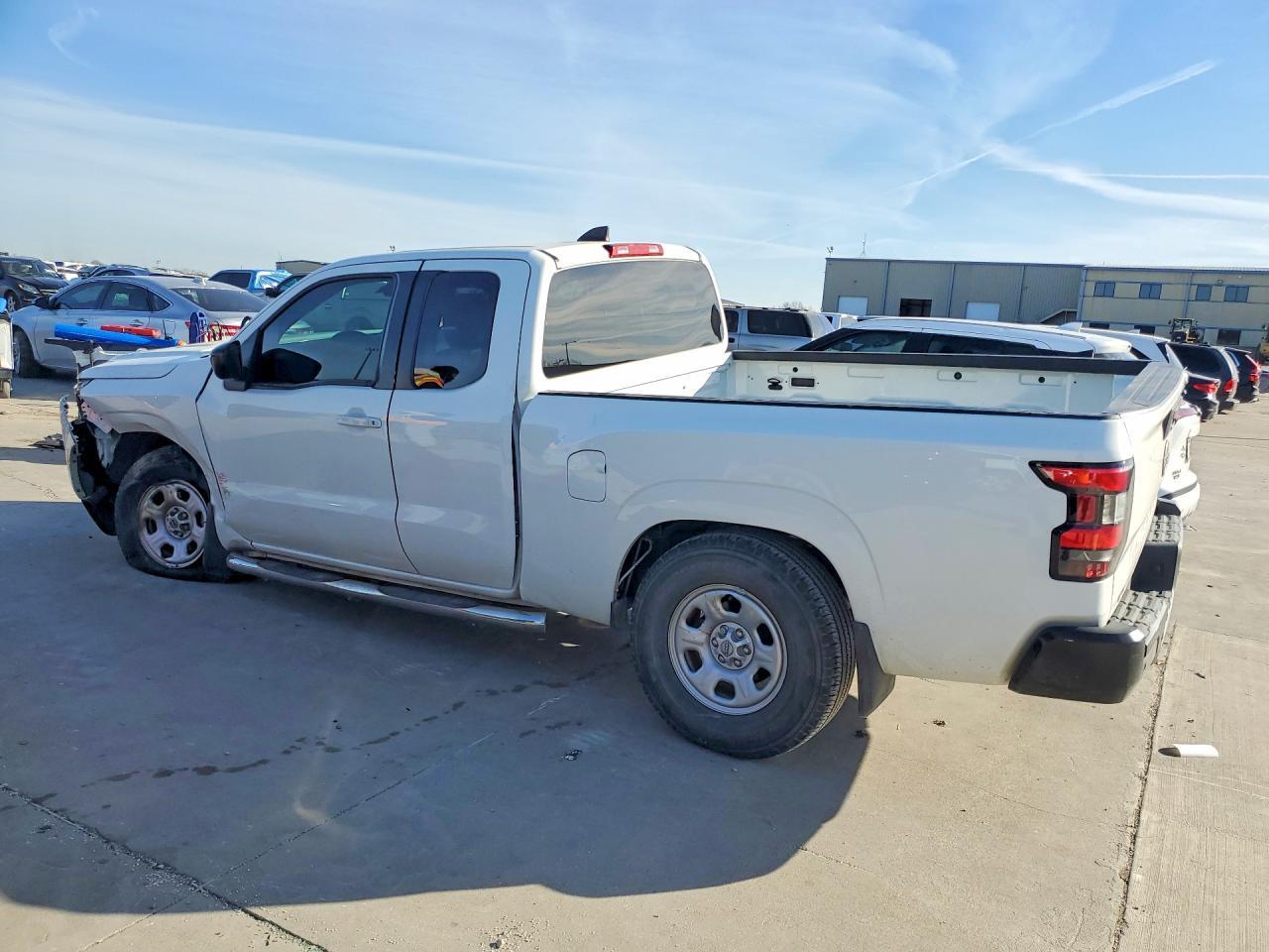 2022 Nissan Frontier S
