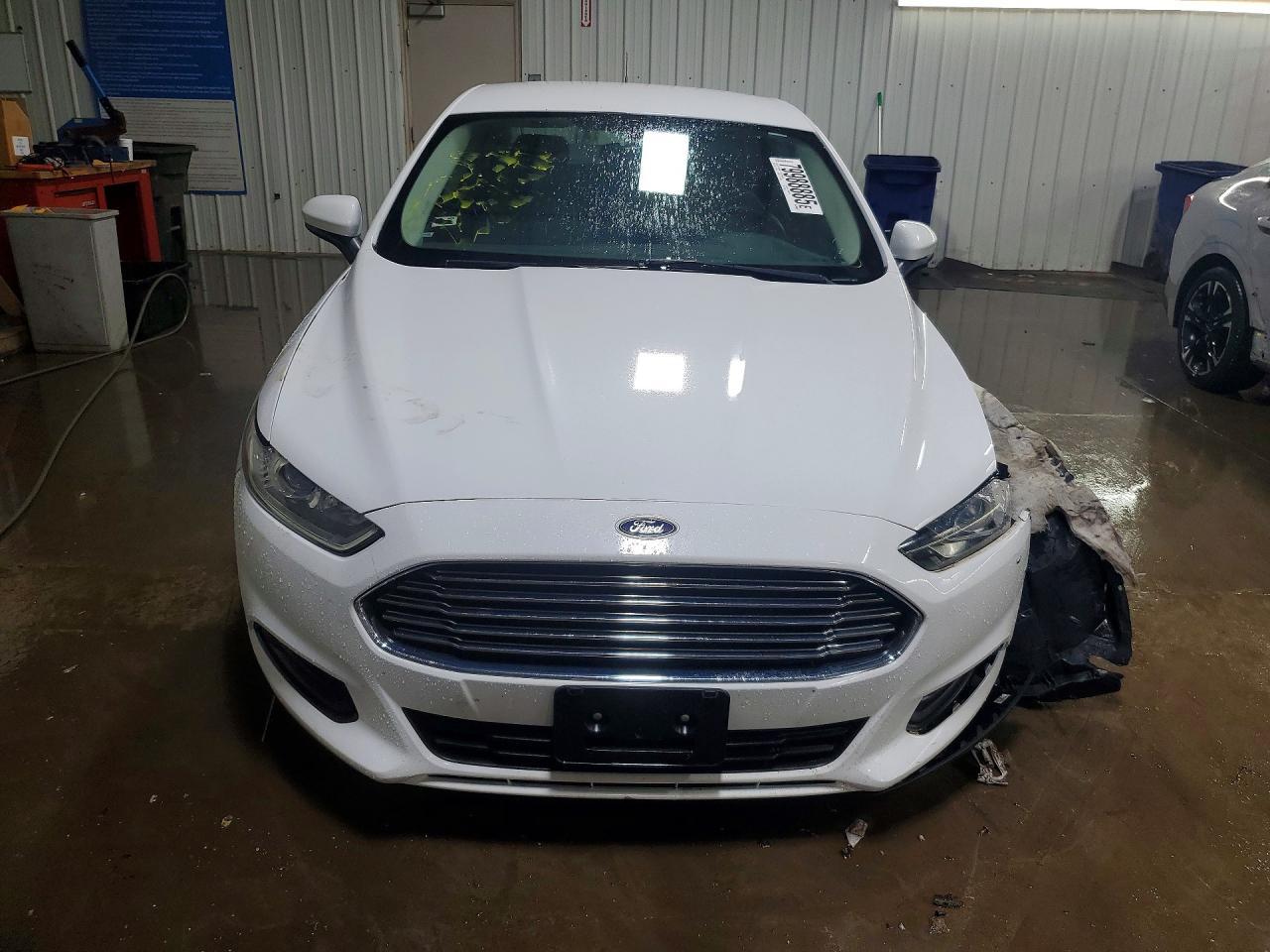 2014 Ford Fusion s