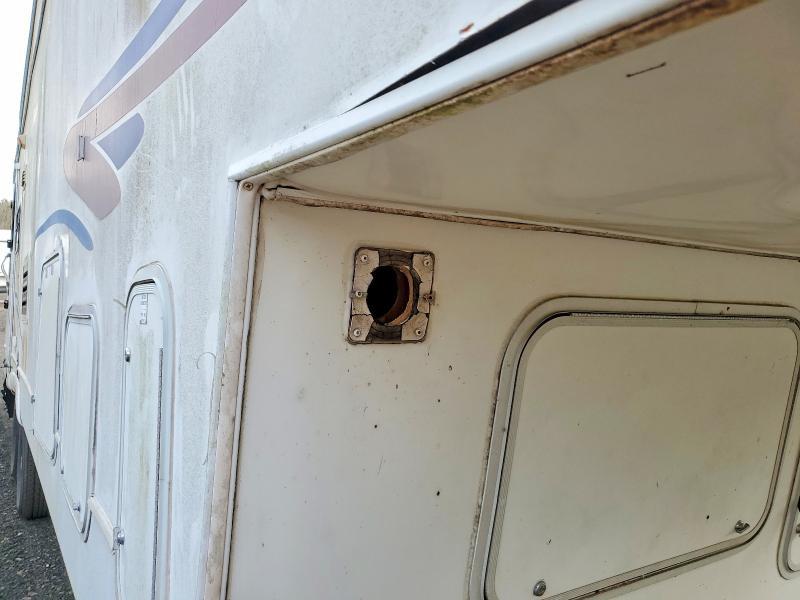 2000 Unknown 2000 Tahoe Camper