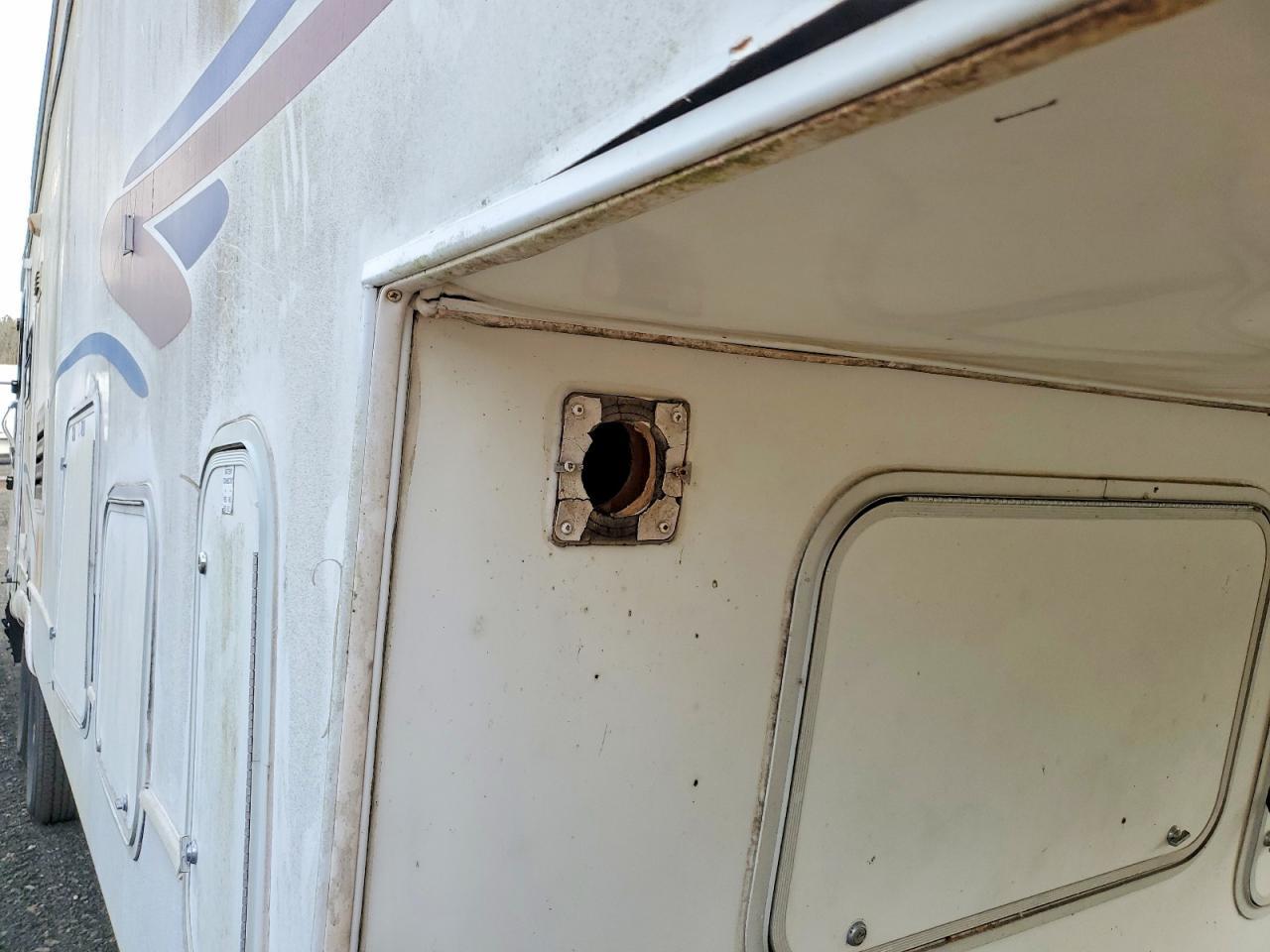 2000 Unknown 2000 Tahoe Camper