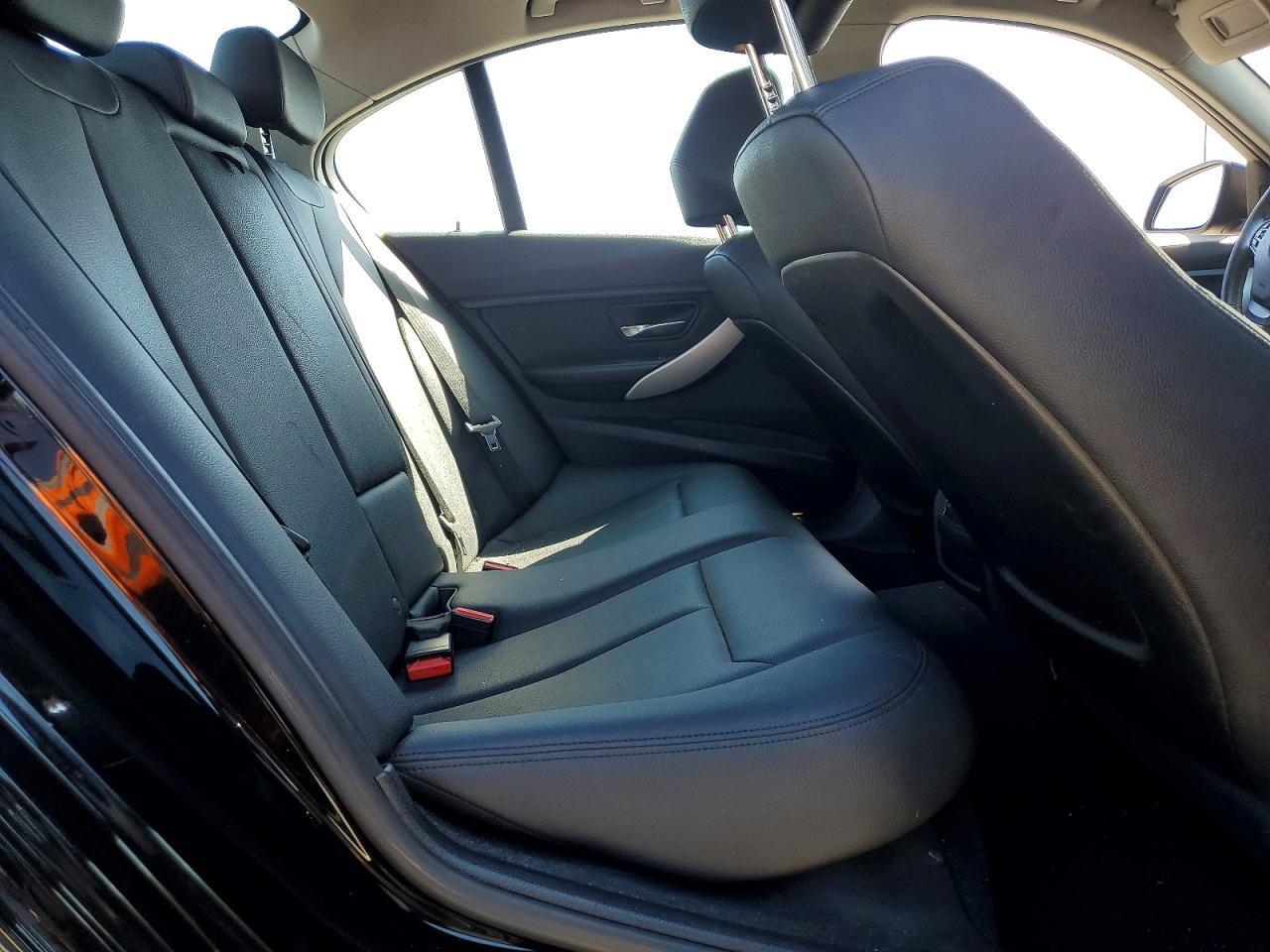 2016 BMW 320 i