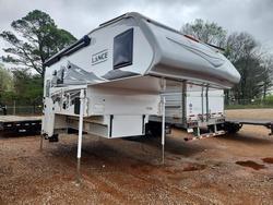 Vehiculos salvage en venta de Copart Tanner, AL: 2025 Lance Trailers-Slide-IN Camper