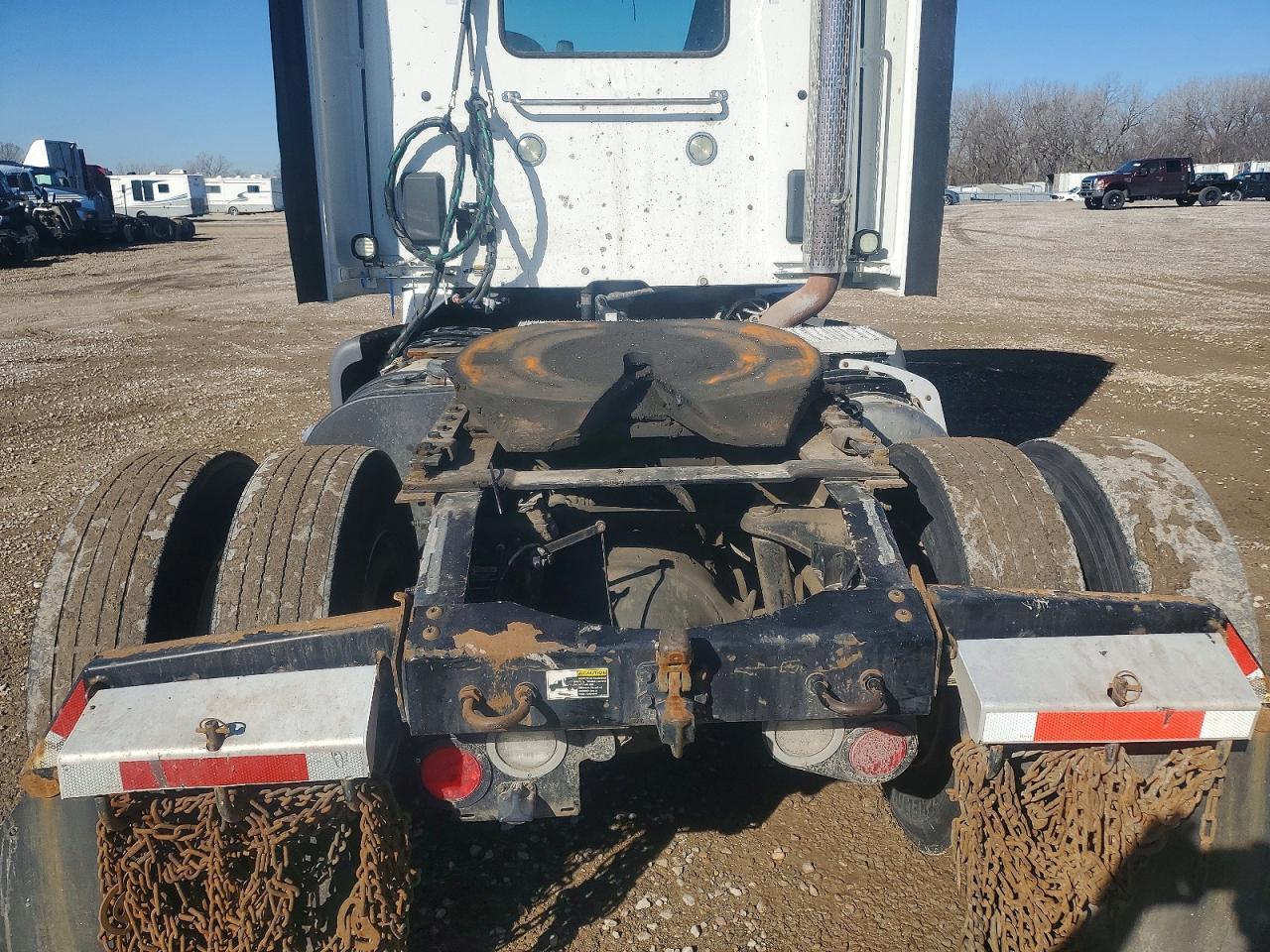 2017 Peterbilt 579 Semi Truck