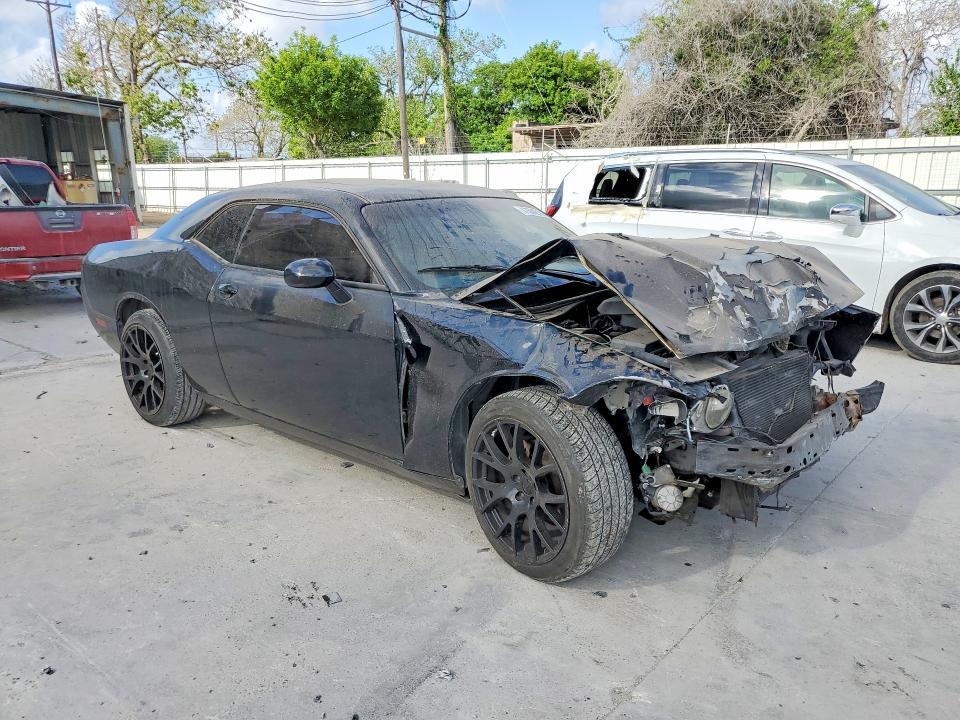 2013 Dodge Challenger sxt