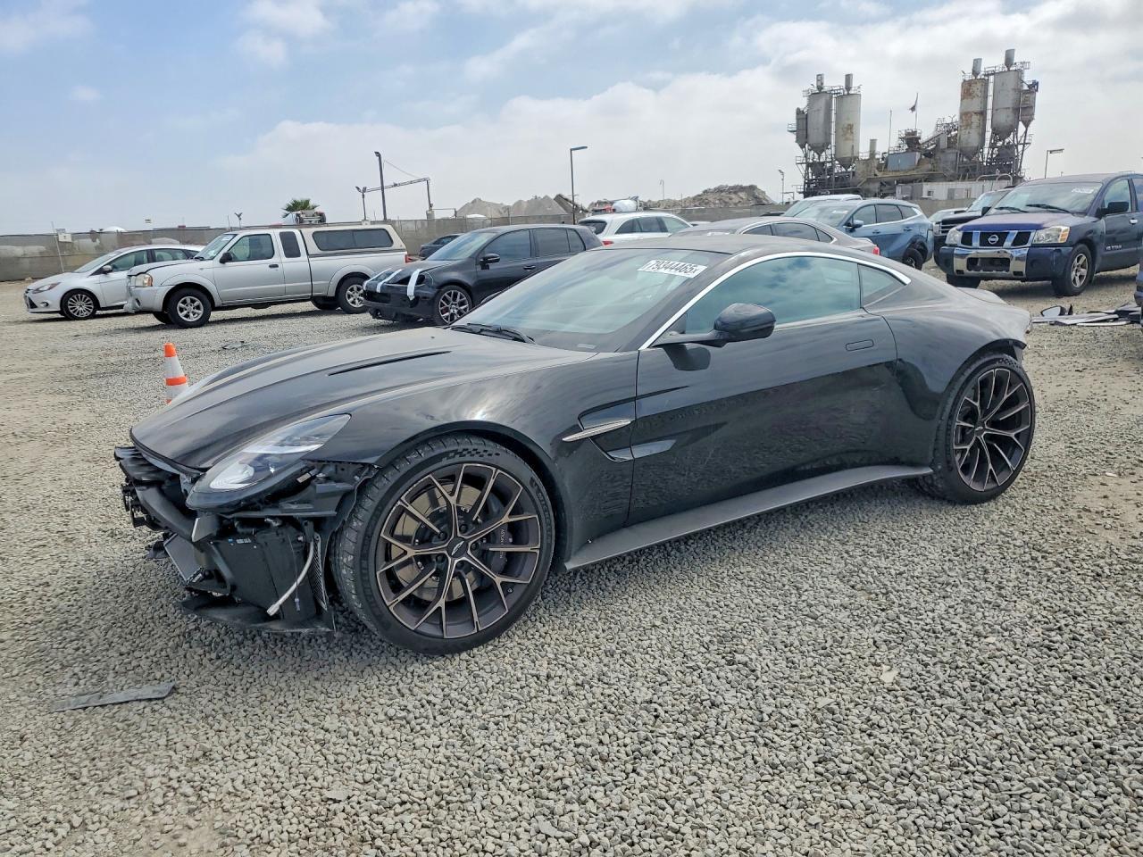 2025 Aston Martin Vantage