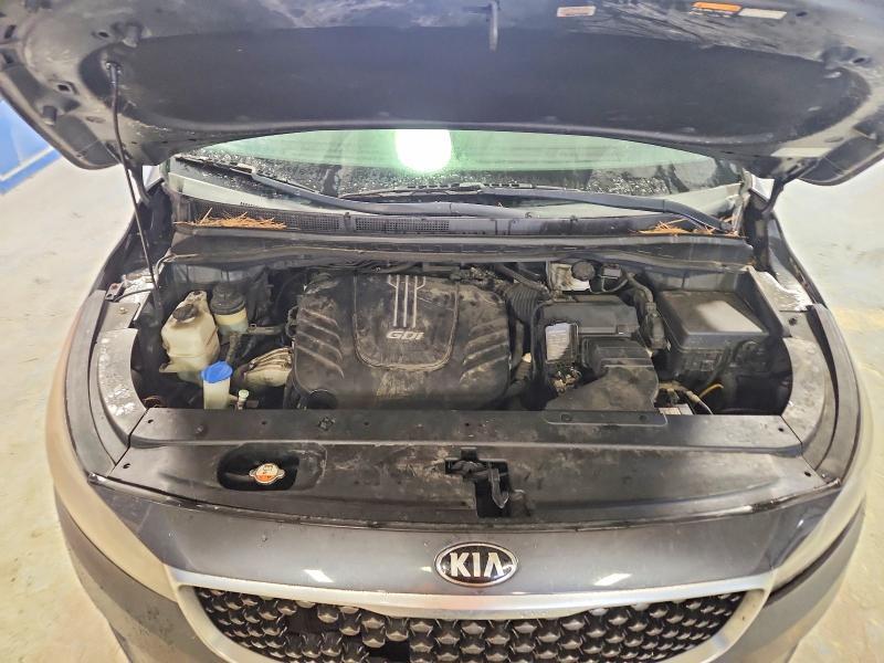 2018 KIA Sedona lx