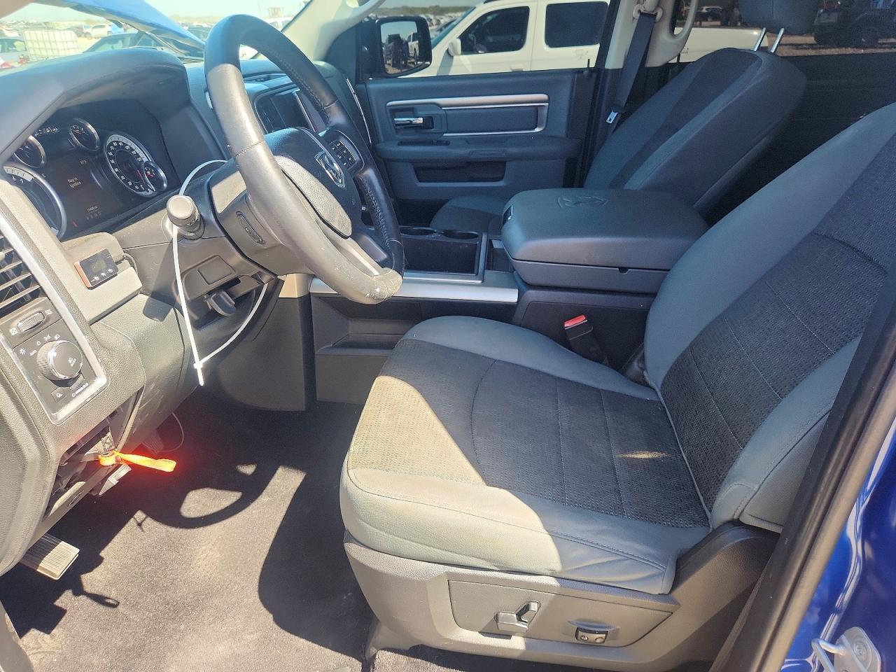2015 Dodge RAM 1500 SLT