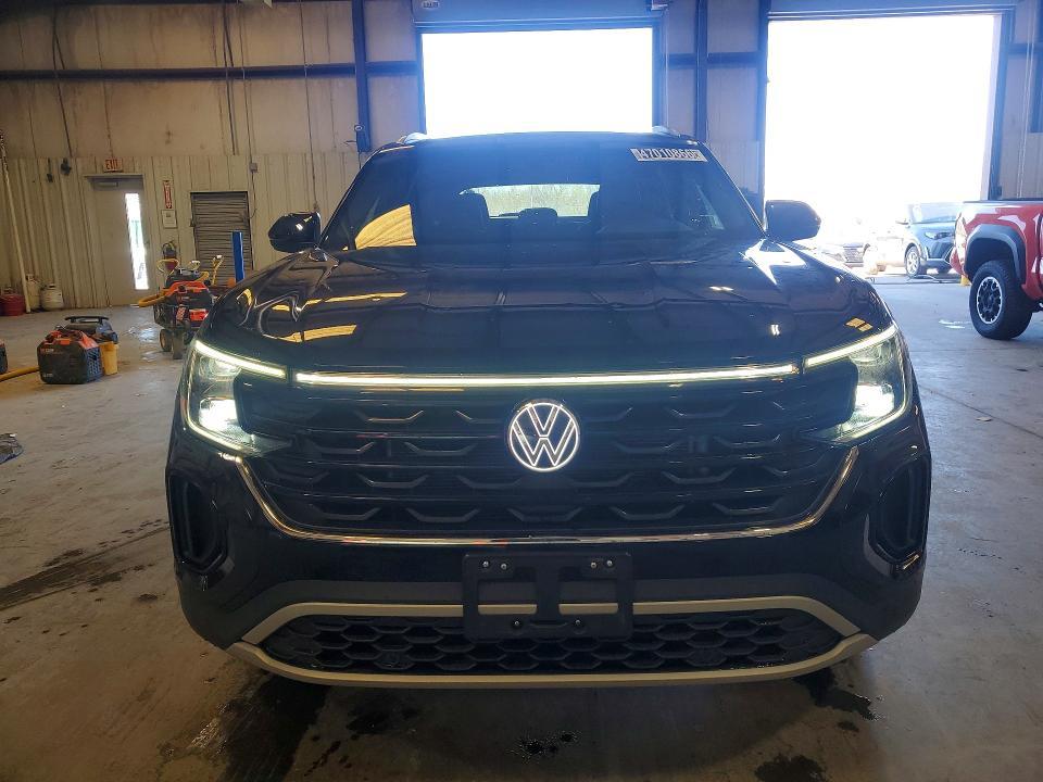 2025 Volkswagen Atlas Cross Sport se