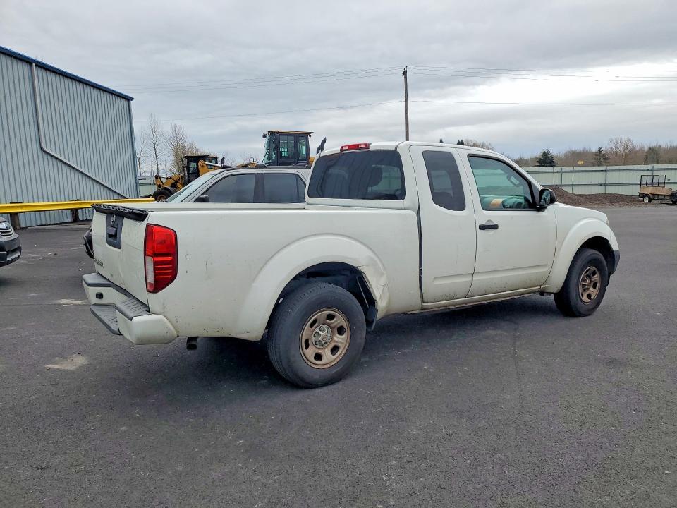 2017 Nissan Frontier s