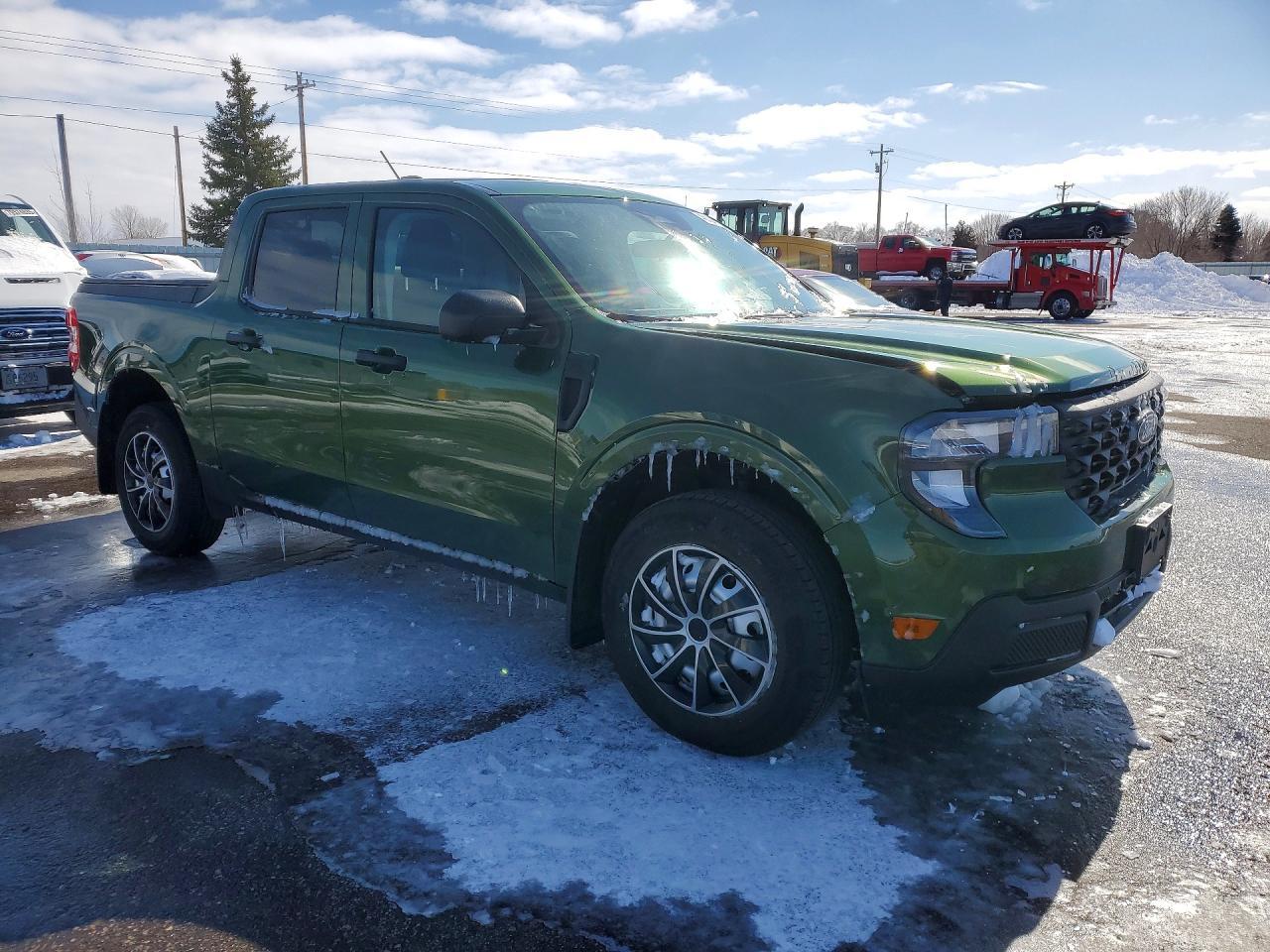 2025 Ford Maverick XL